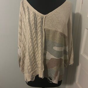 POL Cream and Green V-Neck Top with Cable Knit